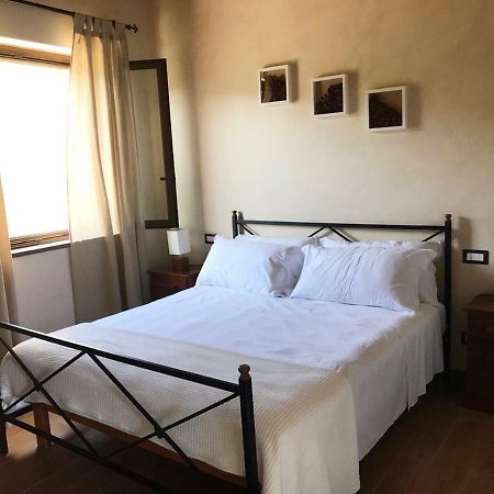 La Pergola Appartamenti Santa Lucia del Mela Экстерьер фото